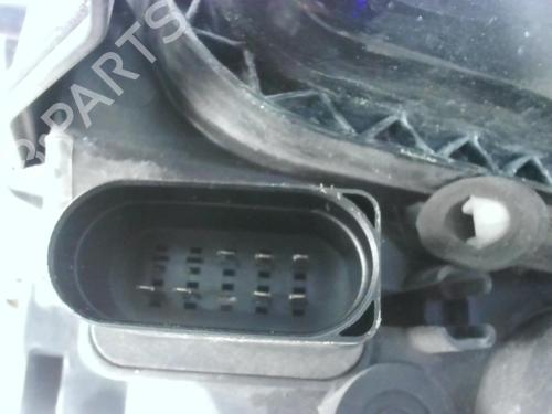 Used Right headlight FORD FOCUS II (DA_, HCP, DP) 1.8 TDCi (115 hp) 21182172