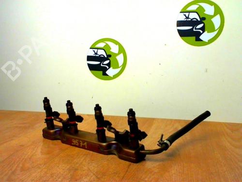 Used Injection rail NISSAN MICRA III (K12) 1.2 16V (80 hp) 24023292