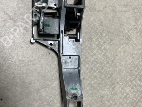 Used Front left exterior door handle PEUGEOT 207 (WA_, WC_) 1.4 16V (88 hp) 23184389