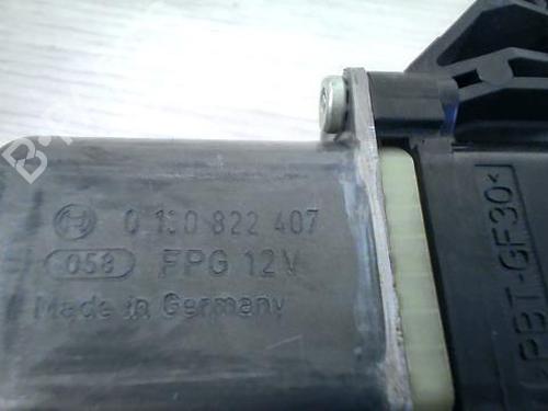 Right front window motor FORD FIESTA VI (CB1, CCN) 1.6 TDCi | BP24025801E20