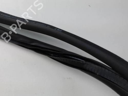 Rubber door seal OPEL ASTRA J (P10) 2.0 CDTI (68) | BP21183025C142 