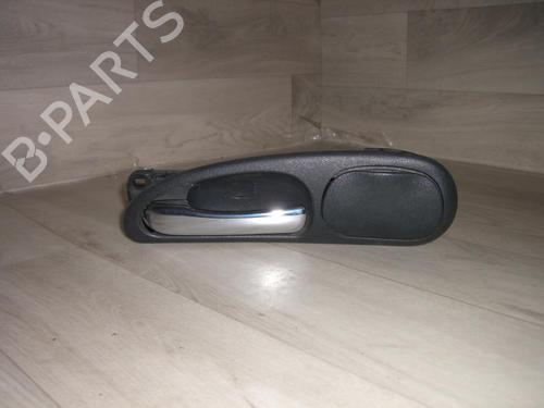 Used Rear left interior door handle Rear left interior door handle ALFA ROMEO 156 (932_) 1.9 JTD (932.A2B00, 932.A2C00) (115 hp) 25618582 25618582
