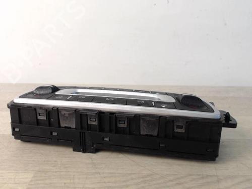 Climate control RENAULT MEGANE III Hatchback (BZ0/1_, B3_) 1.5 dCi | BP24667017I5