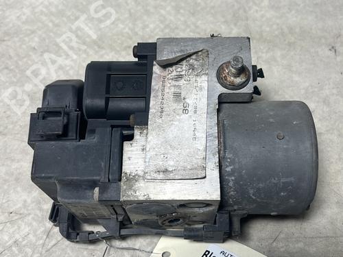 Used ABS pump ABS pump PEUGEOT 306 Hatchback (7A, 7C, N3, N5) 1.6 (89 hp) 33270289 33270289