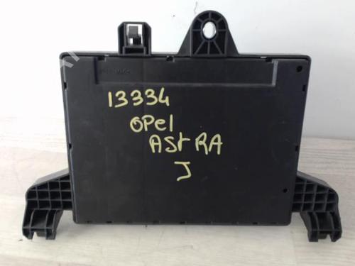Fuse box OPEL ASTRA J (P10) 2.0 CDTI (68) | BP24026465E1 