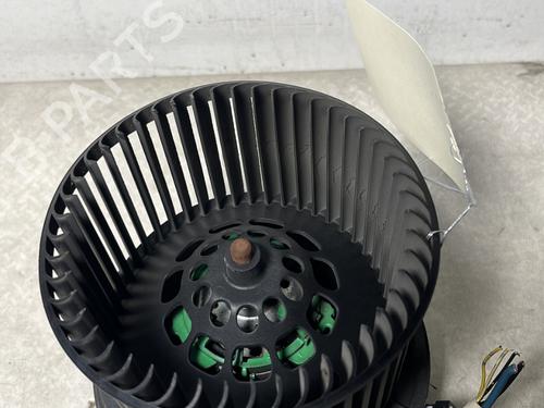 Used Heater blower motor Heater blower motor CITROËN C1 (PM_, PN_) 1.0 (68 hp) 33541293 33541293