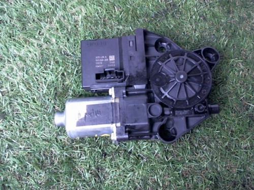 Right front window motor RENAULT MEGANE III Hatchback (BZ0/1_, B3_) 1.5 dCi (BZ0C) | BP24021609E20 