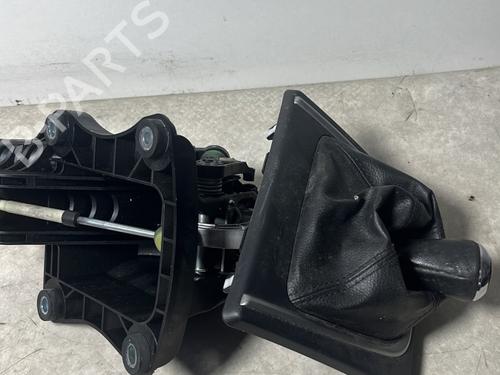 Palanca de cambios Palanca de cambios MAZDA 5 (CW) 1.6 CD (116 hp) 33241808 33241808