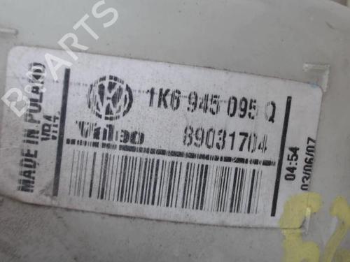 Left taillight VW GOLF V (1K1) 1.9 TDI | BP25619351C34 