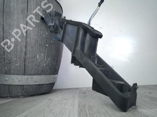 Used Licence plate light RENAULT SCÉNIC II (JM0/1_) 1.5 dCi (JM1E, JM16) (106 hp) 25982537