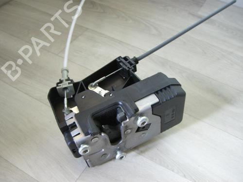 Front right lock OPEL ZAFIRA A MPV (T98) 2.2 DTI 16V (F75) | BP24021449C97 