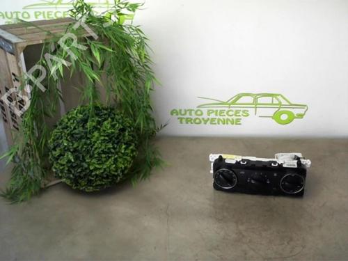 Used Climate control MERCEDES-BENZ B-CLASS Sports Tourer (W245) B 180 CDI (245.207) (109 hp) 24023310