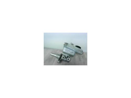 Used Brake master cylinder RENAULT LAGUNA III (BT0/1) 2.0 dCi (BT01, BT08, BT09, BT0E, BT0K, BT12, BT1C, BT1D,... (150 hp) 24023428
