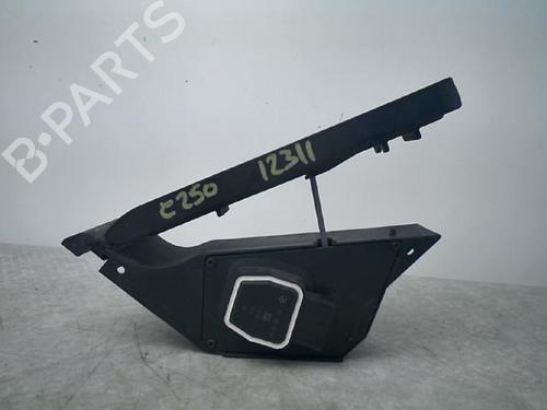 Pedal MERCEDES-BENZ E-CLASS Convertible (A207) E 250 CGI (207.447) | BP23981282I4