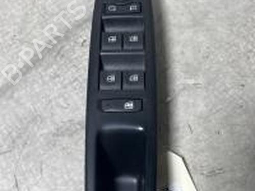 Used Left front window switch RENAULT MEGANE III Hatchback (BZ0/1_, B3_) 1.6 16V (BZ1B, BZ1H) (110 hp) 31084994