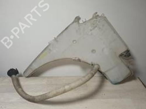 Used Windscreen washer tank BMW 3 (E90) 320 d xDrive (177 hp) 29490219