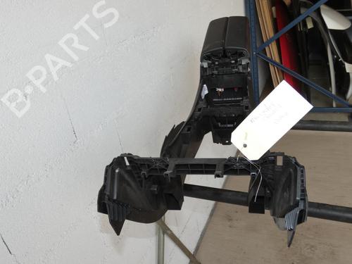 Armrest / Center console MERCEDES-BENZ A-CLASS (W177) A 200 (177.087) | BP24026506I20