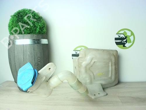 windscreen-washer-tank-seat-altea-5p1-2004-2005-2006-2007-2008-2009-2010-2011-2012-2013-2014-2015-25618478 main image