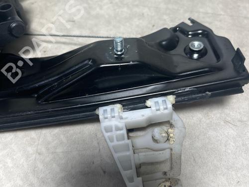 Used Front right window mechanism Front right window mechanism FORD KA (RU8) 1.2 (69 hp) 35805360 35805360