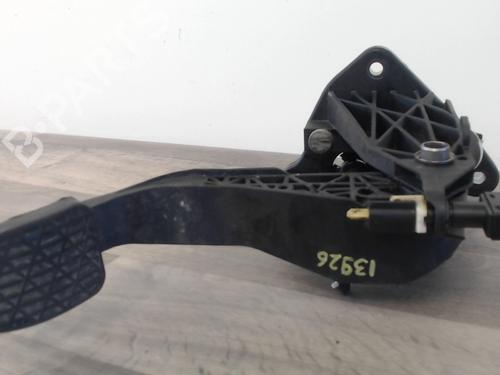 Clutch pedal MERCEDES-BENZ A-CLASS (W176) A 160 CDI / d (176.011) | BP25004651I13