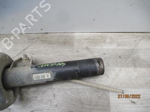 Right front shock absorber VW PASSAT B6 (3C2) 2.0 TDI 16V | BP25990590M17