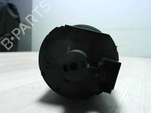 Headlight switch SKODA SCALA (NW1) 1.6 TDI | BP24026346I24