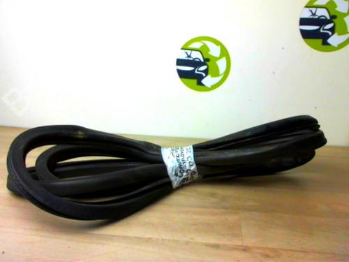 Used Rubber door seal PORSCHE CAYENNE (9PA) S 4.5 (340 hp) 24023210