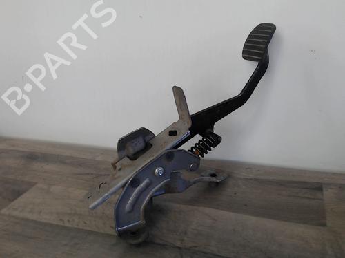 Clutch pedal RENAULT CLIO IV (BH_) 1.5 dCi 90 | BP26327063I13