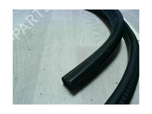 Rubber door seal BMW X1 (E84) xDrive 18 d | BP24027106C142 