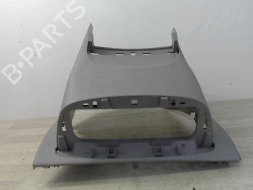 Middle console RENAULT TWINGO II (CN0_) 1.2 16V (CN0K, CN0V, CN0A) | BP31252264I22