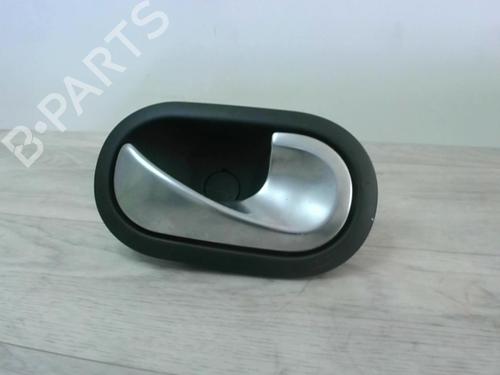 Used Front right interior door handle RENAULT SCÉNIC II (JM0/1_) 1.9 dCi (JM14) (131 hp) 21182411