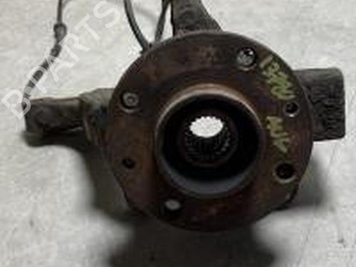 Used Left front steering knuckle NISSAN NOTE (E11, NE11) 1.5 dCi (86 hp) 29700906