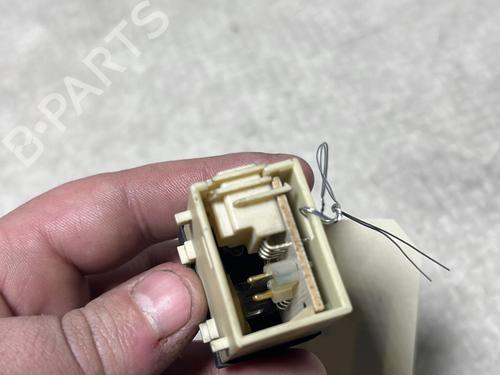 Left front window switch CHRYSLER 300M (LR) 3.5 V6 24V | BP31252279I27