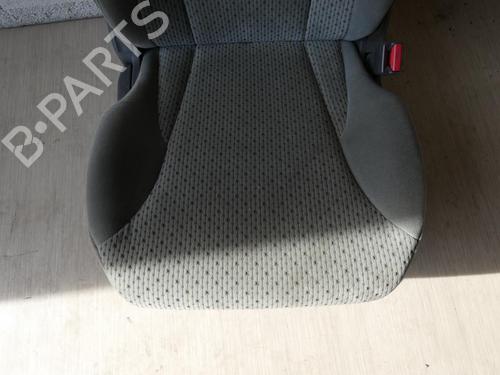 Right front seat HYUNDAI TUCSON (JM) 2.0 CRDi | BP24026502C16