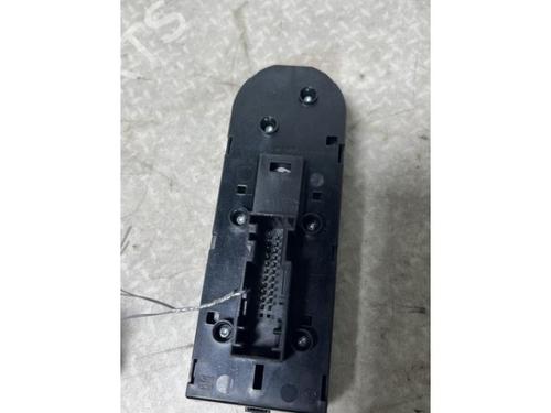 Przełącznik szyby przedniej lewej OPEL ASTRA H GTC (A04) 1.3 CDTI (L08) | BP30808153I27