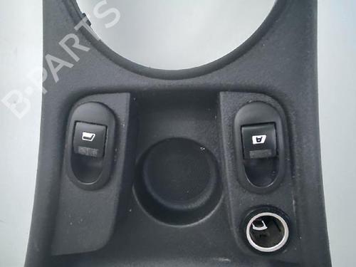 Middle console CITROËN C3 I (FC_, FN_) 1.4 HDi | BP31252087I22