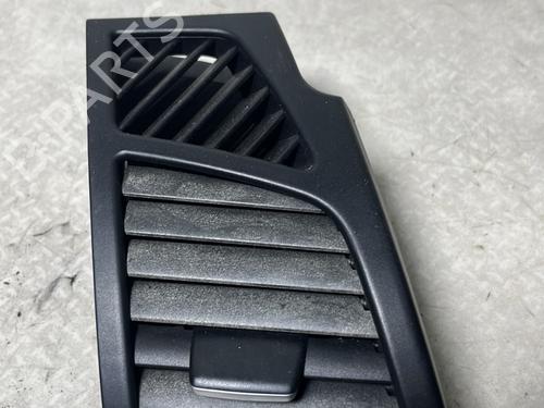 Used Air vent BMW 1 (E87) 118 d (122 hp) 32087110