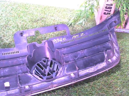 Grille VW TOURAN (1T1, 1T2) 2.0 TDI 16V | BP24022167C40 