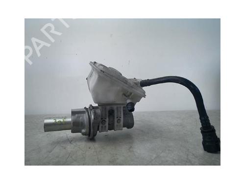 Used Brake master cylinder PEUGEOT 308 I (4A_, 4C_) 1.6 HDi (109 hp) 24025399