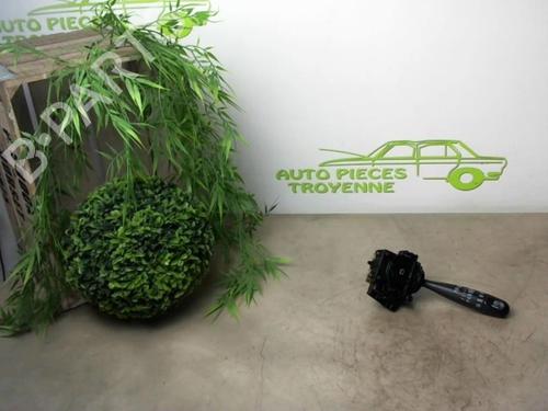 Used Switch Switch TOYOTA YARIS (_P1_) 1.4 D-4D (NLP10_, NLP10R) (75 hp) 24023507 24023507