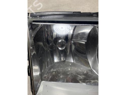 Right headlight VW POLO (6N2) 1.4 | BP25619576C29 