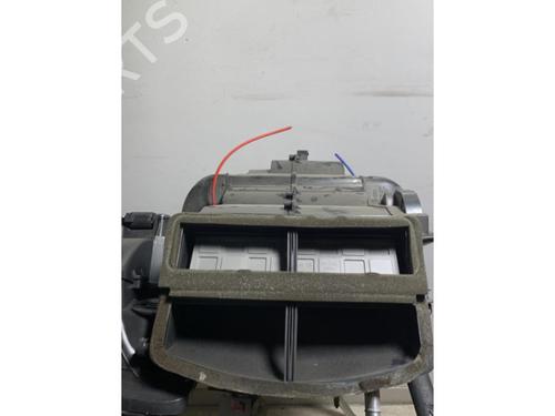 Heater matrix box FORD FIESTA VI (CB1, CCN) 1.4 TDCi | BP23091408M61