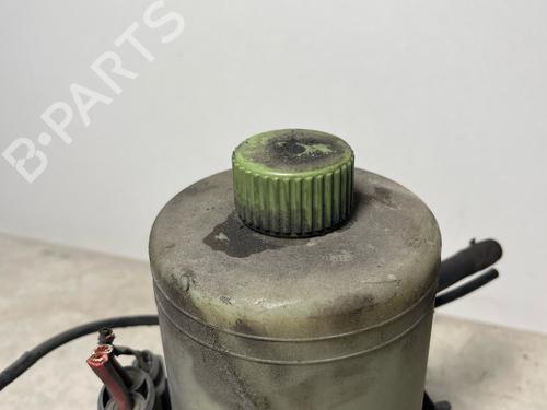Used Steering pump Steering pump VW POLO IV (9N_, 9A_) 1.2 12V (64 hp) 33981869 33981869