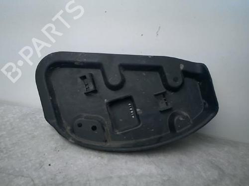 Licence plate light CITROËN C5 I (DC_) 2.0 HDi (DCRHZB, DCRHZE) | BP21182439I40