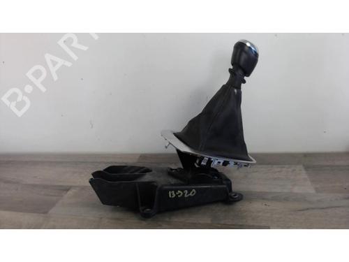 Gear lever RENAULT MEGANE IV Hatchback (B9A/M/N_) 1.6 dCi 130 (B9A4) | BP25601645M90 