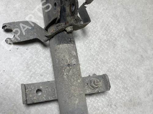 Right front shock absorber RENAULT CAPTUR I (J5_, H5_) 0.9 TCe 90 | BP30807697M17