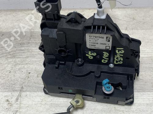 front-right-lock-fiat-grande-punto-199_-2005-28524475 main image