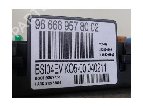 Fuse box PEUGEOT 308 I (4A_, 4C_) 2.0 HDi | BP26507267E1 