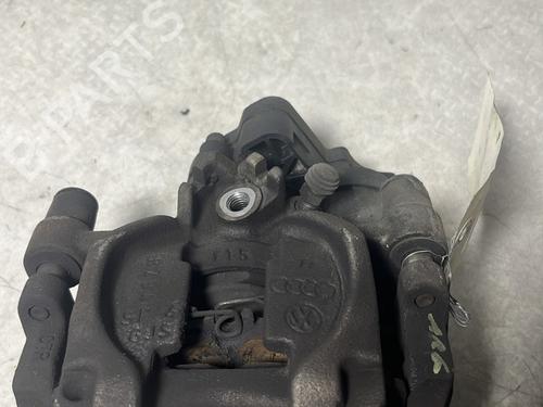 Used Left rear brake caliper Left rear brake caliper AUDI A3 (8V1, 8VK) 2.0 TDI (150 hp) 33402624 33402624