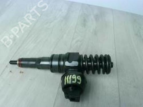 Used Injector SKODA OCTAVIA II (1Z3) 1.9 TDI (105 hp) 30807130